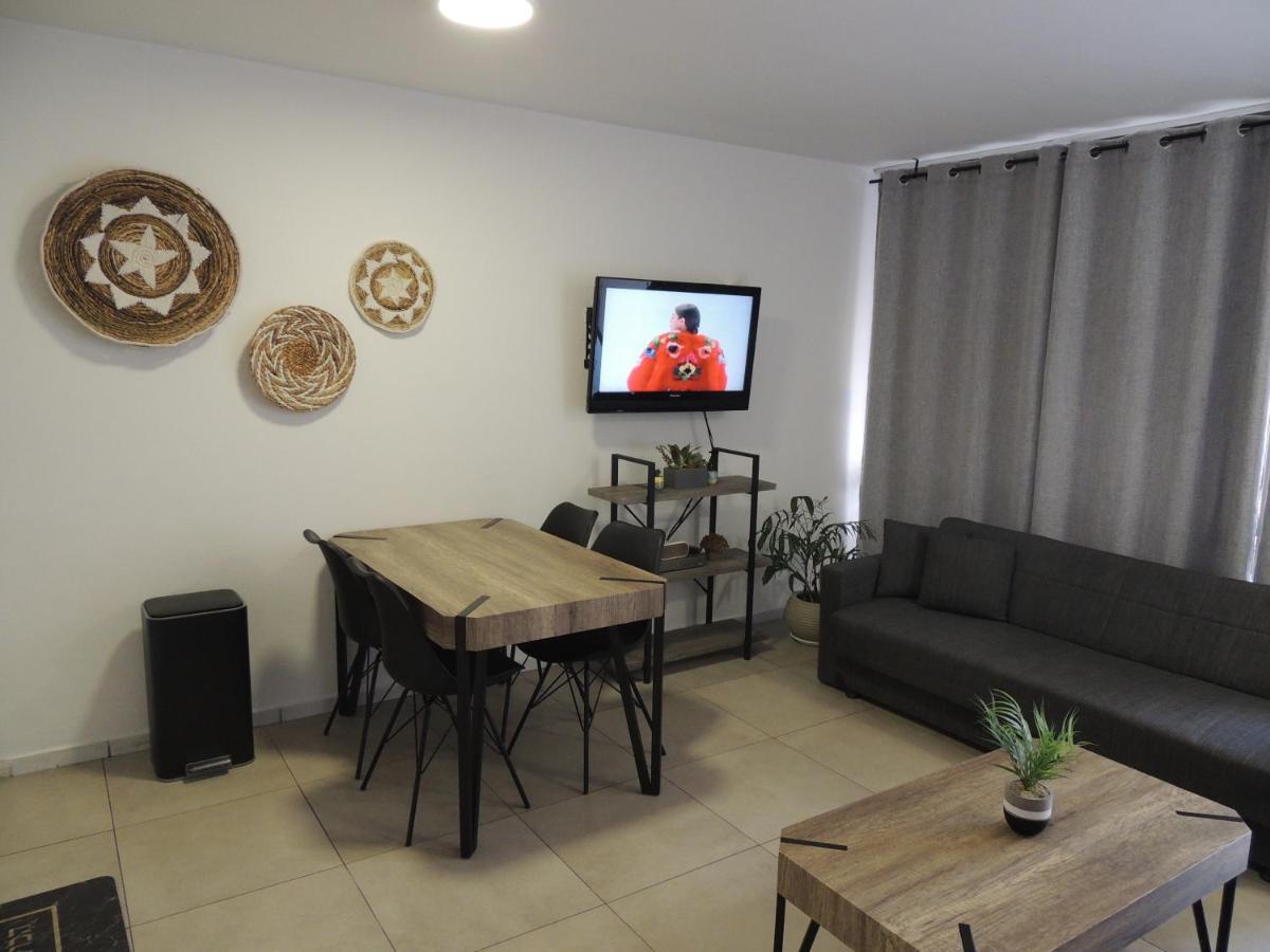 Lev Eilat Suites Esterno foto