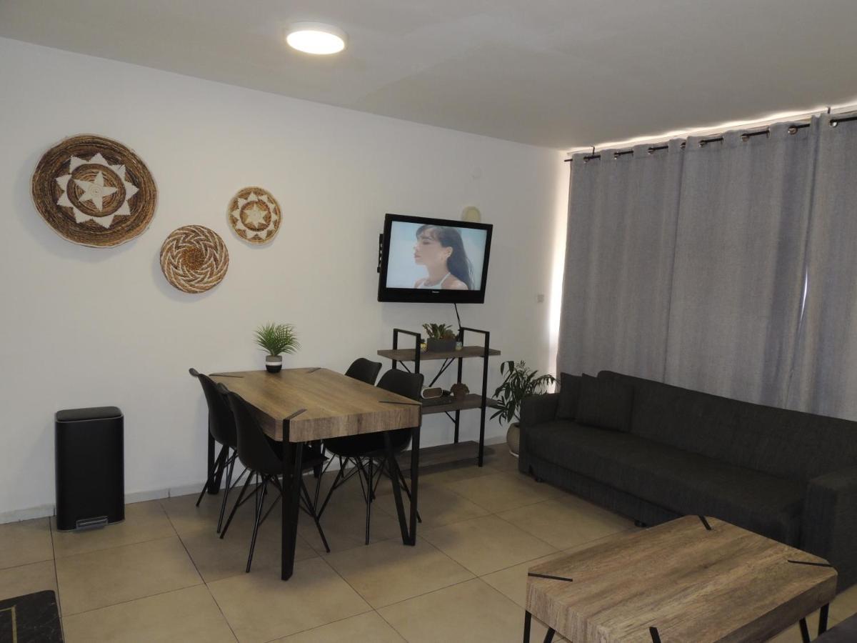Lev Eilat Suites Esterno foto